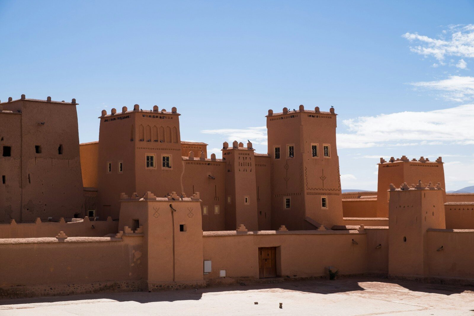 Best Time to Visit Ouarzazate, Morocco: Ultimate Guide for 2026